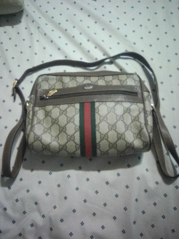 Gucci Crossbody Hand Bag Very Good Condition Used