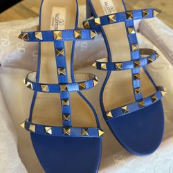 Valentino  Garavani Rockstud Sandals