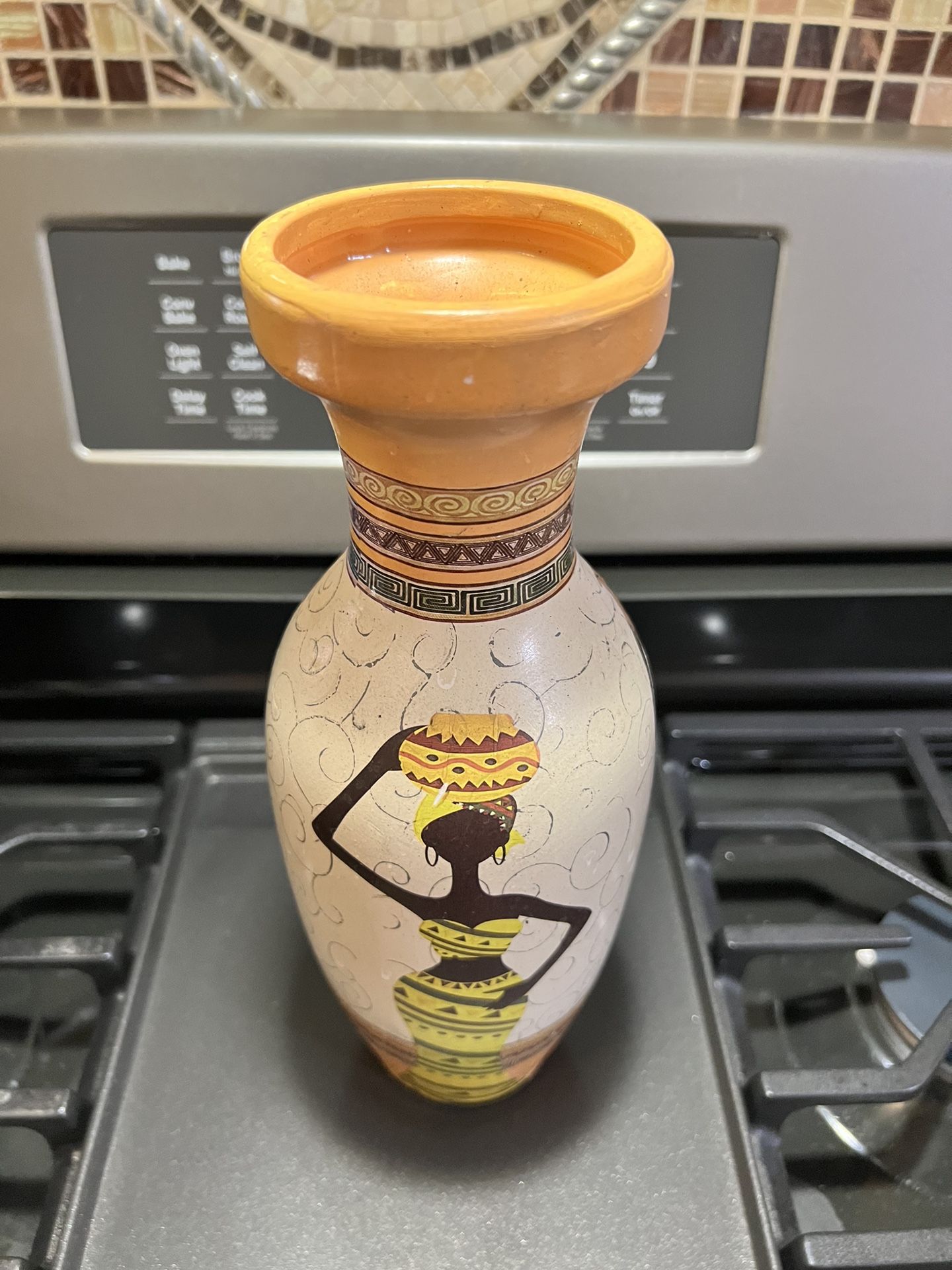 Ceramic vase 