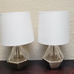 Two(2) Table Lamps 🏮 Only $25 For Both