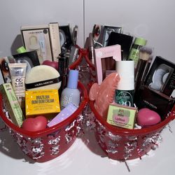 Valentines Day Makeup Gift Baskets