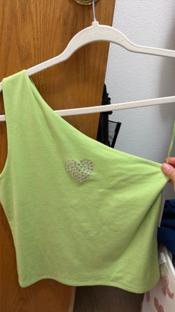 Off shoulder green heart top