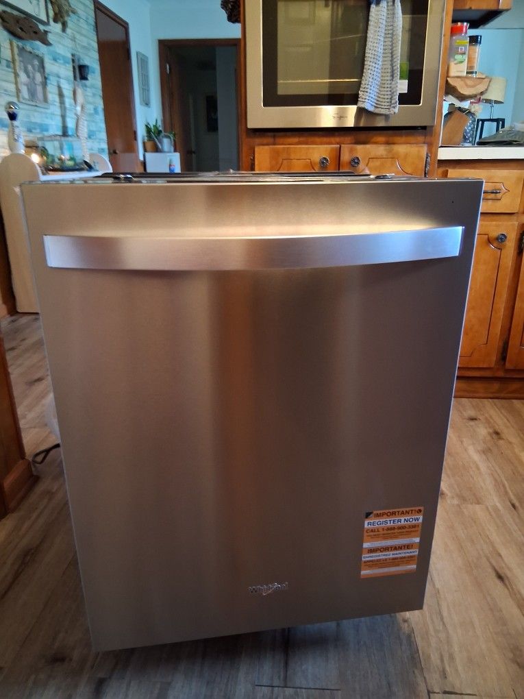 Brand New Whirlpool Dishwasher With 3rd Rack