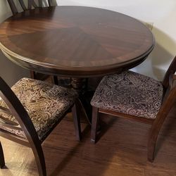 Kitchen Table With 5 Chairs