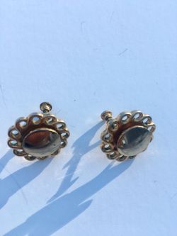 Vintage gold plated earrings
