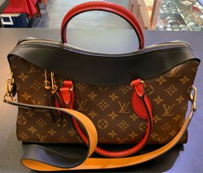 Louis Vuitton Tuileries Besace Shoulder Bag, Barely Used!
