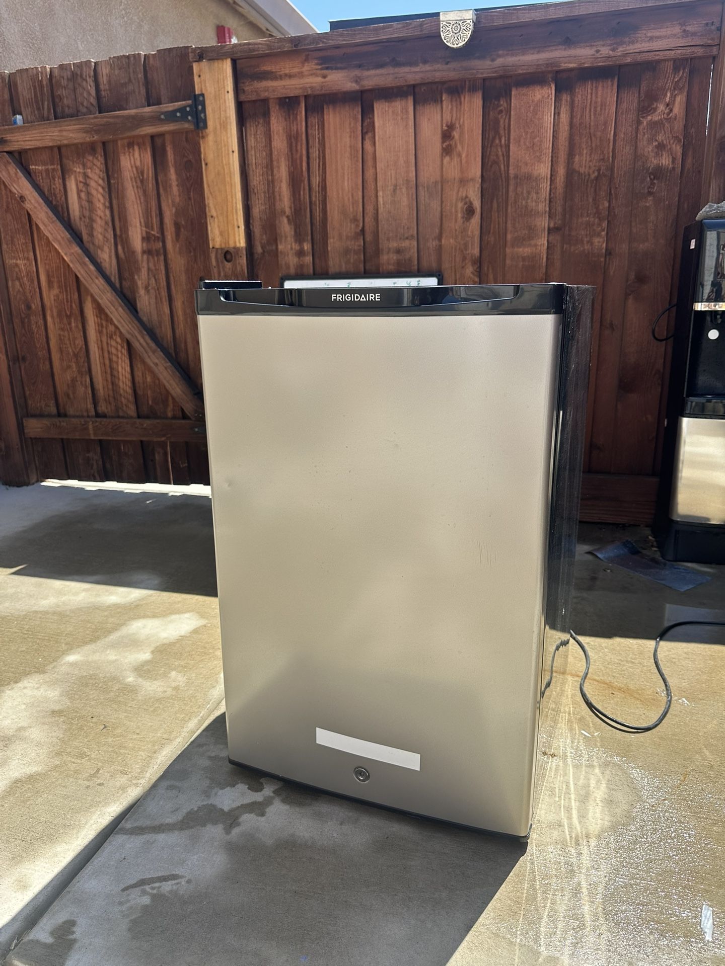 Frigidaire Mini Fridge