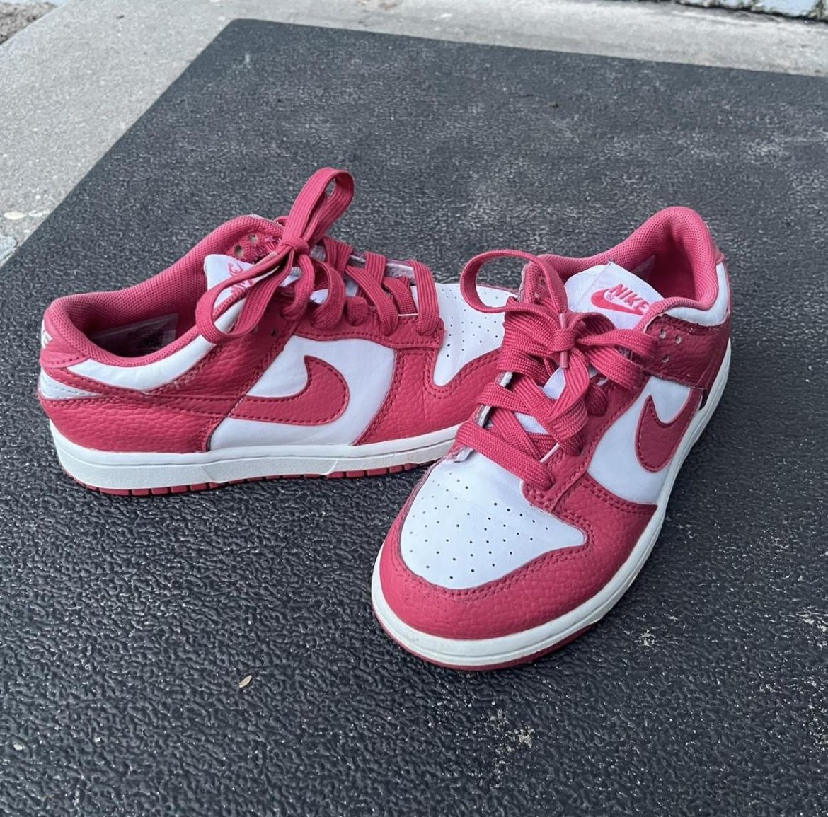 Girls Pink Nike Dunks