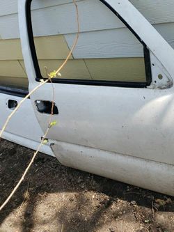 Puertas Y Tapa De Chevrolet Silverado 99-02