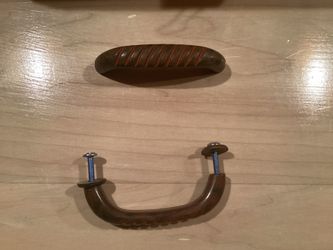  Decorative Cabinet/drawer pulls From Home Depot Expo 3” Screws included 73 pulls $30