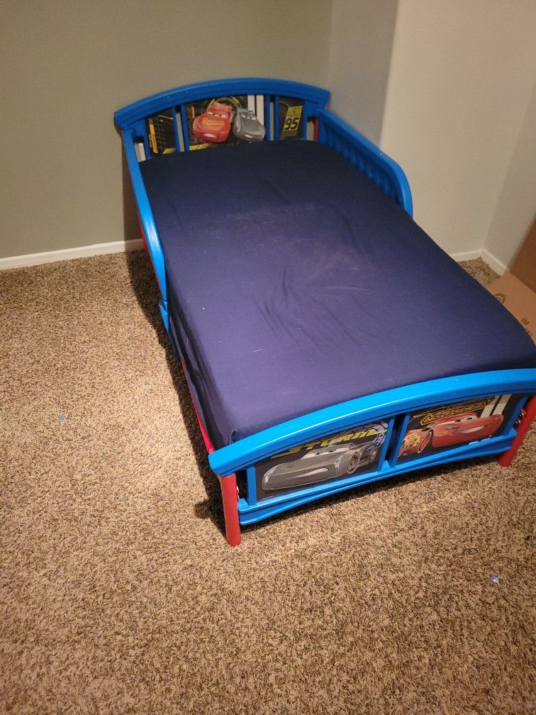 Toddler Bed With Mattress
