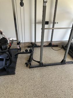 Squat Rack with Lat Pulldown