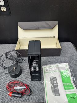 Realistic 40-Channel CB Radio with Accessories