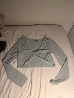 Gray Long Sleeve Crop Top