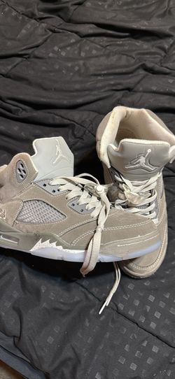 Grey wolf 5’s