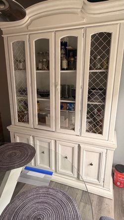 White China Hutch Cabinet with Glass Doors