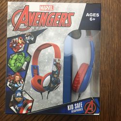 NWT Avengers Kids Headphone 