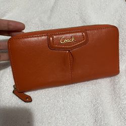Coach Wallet New Pick Up At Timber Dr Garner