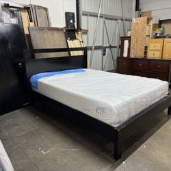 Queen Bed $260