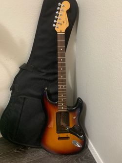 Fender Stratocaster Electric Guitar Sunburst