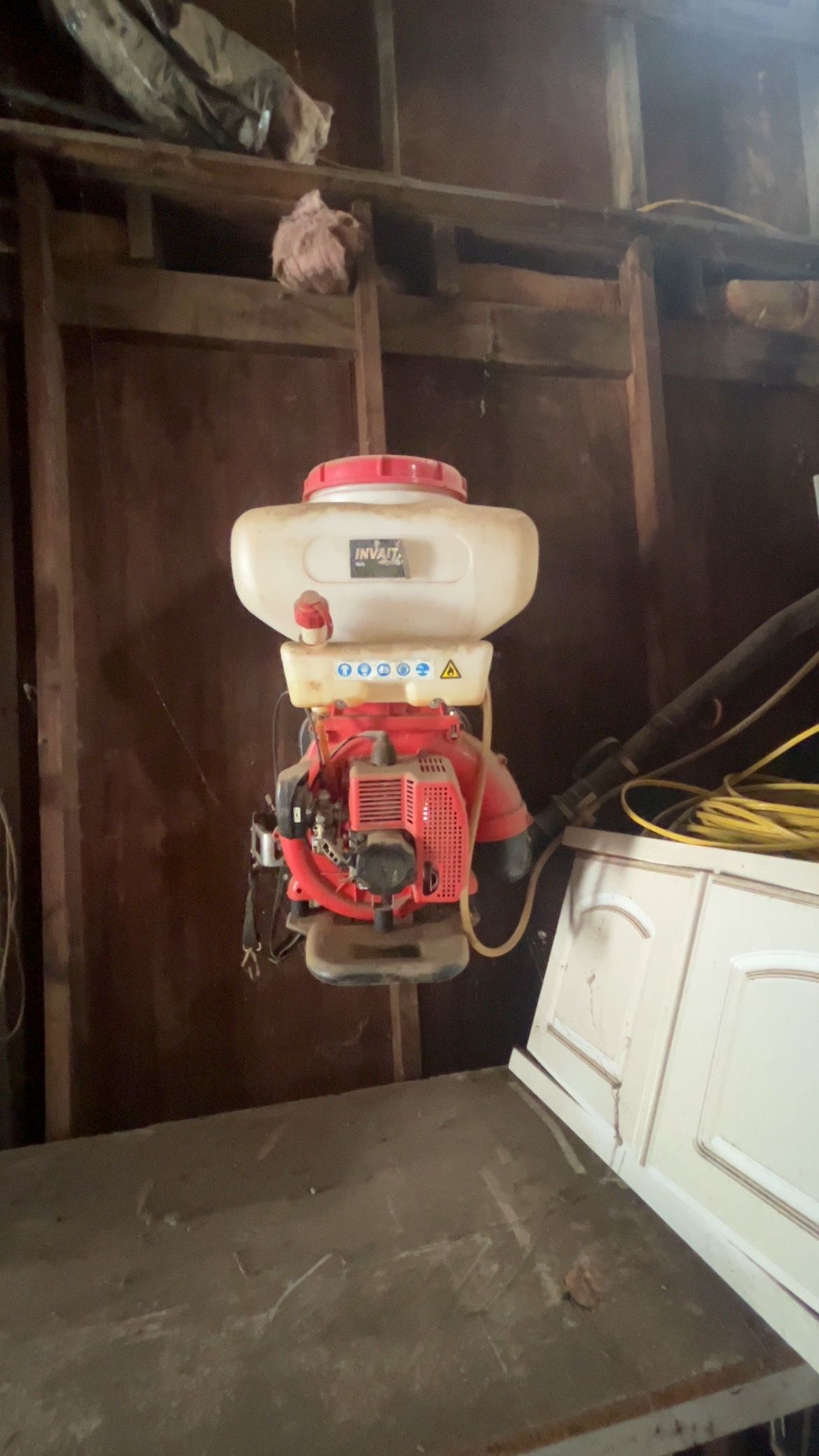 Pesticide Blower