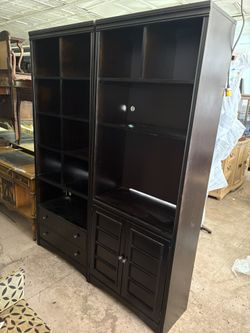 Stanley Furniture Bookshelves For Sale 