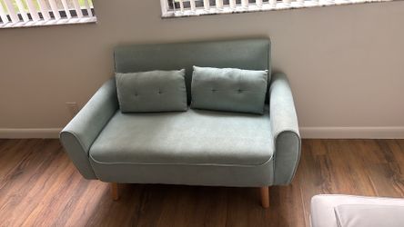 Mueble pequeño small couch