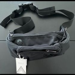 Noola Fanny Pack