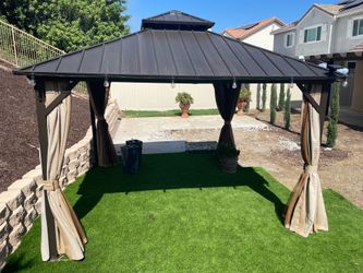12 x 12 x 10 ft, Patio Gazebo- like new!