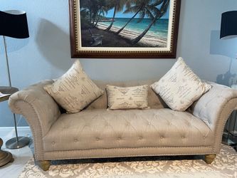 Kelly Clarkson Home Haley Chesterfield Sofa 90" — Tufted Linen, Script Pillows