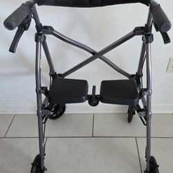 THE SPACE SAVER WALKER 