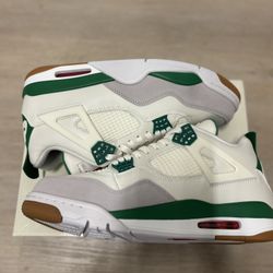 Air Jordan 4