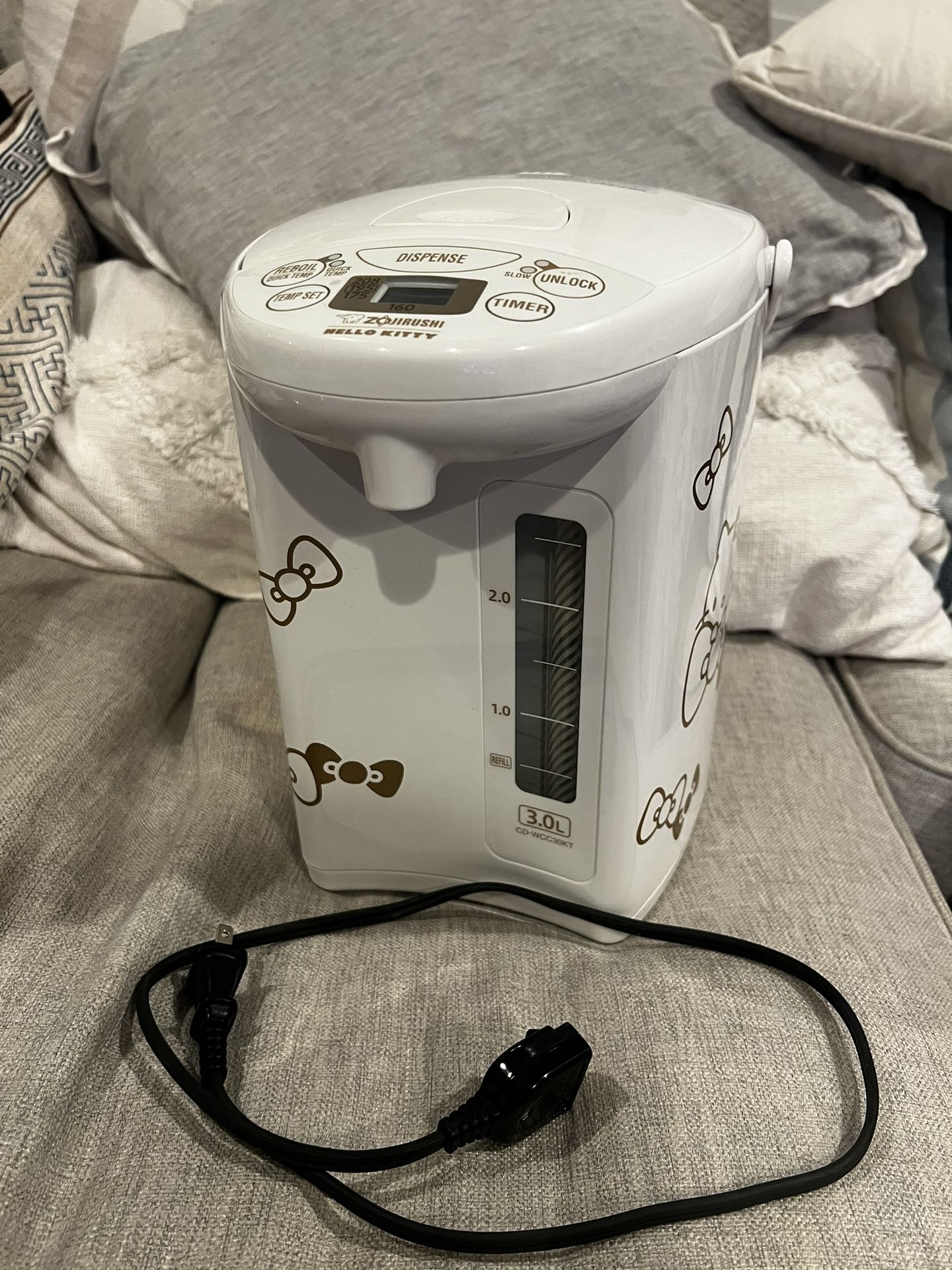 Zojirushi x Hello Kitty 3L Micom Water Boiler and Warmer White CD-WCC30KT: Electric Kettle, Travel Hot Pot, BPA-Free, Timer