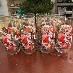 12 Vintage 16oz Christmas Coca Cola Santa Glass Drinkware 1980s McCrory Stores