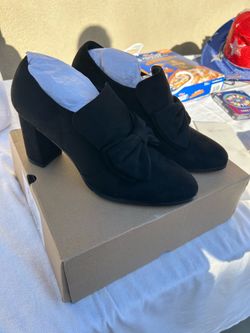 New black heels sz 9 $10 93312
