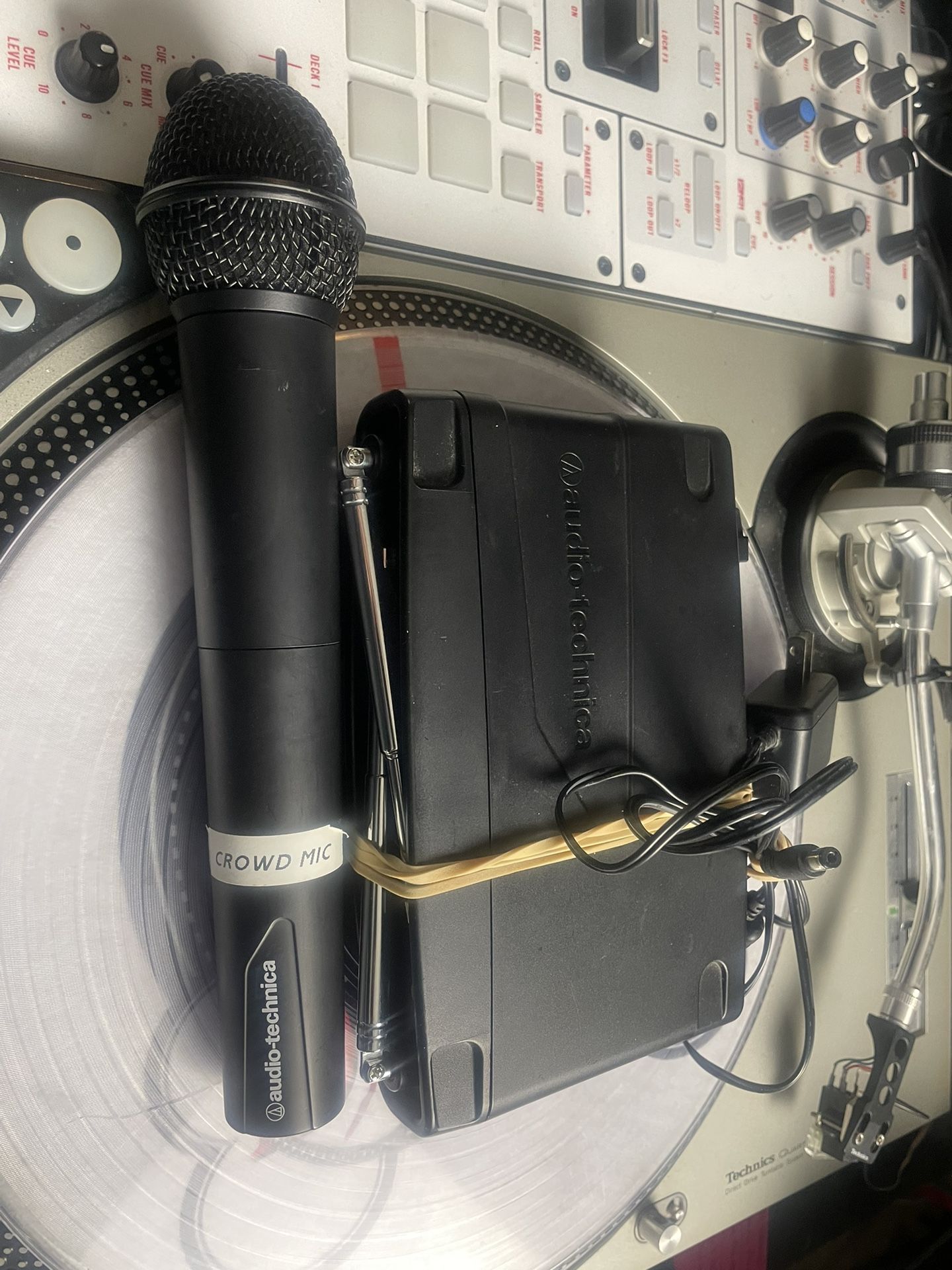 Pro Audio, Wireless Mic, Voice Changer. Dj Equipment