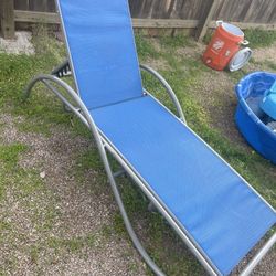 Blue Chaise Pool Chair 