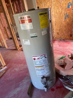 Water heater tank