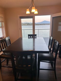 bar height Table and chairs