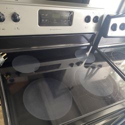 Stove Electric Frigidaire 