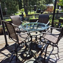Outdoor Patio Table And Chairs 