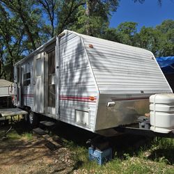 Fleetwood Rv 20ft. 2005.