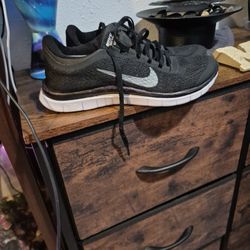 Nike Free Running Shoes Women's Size 7