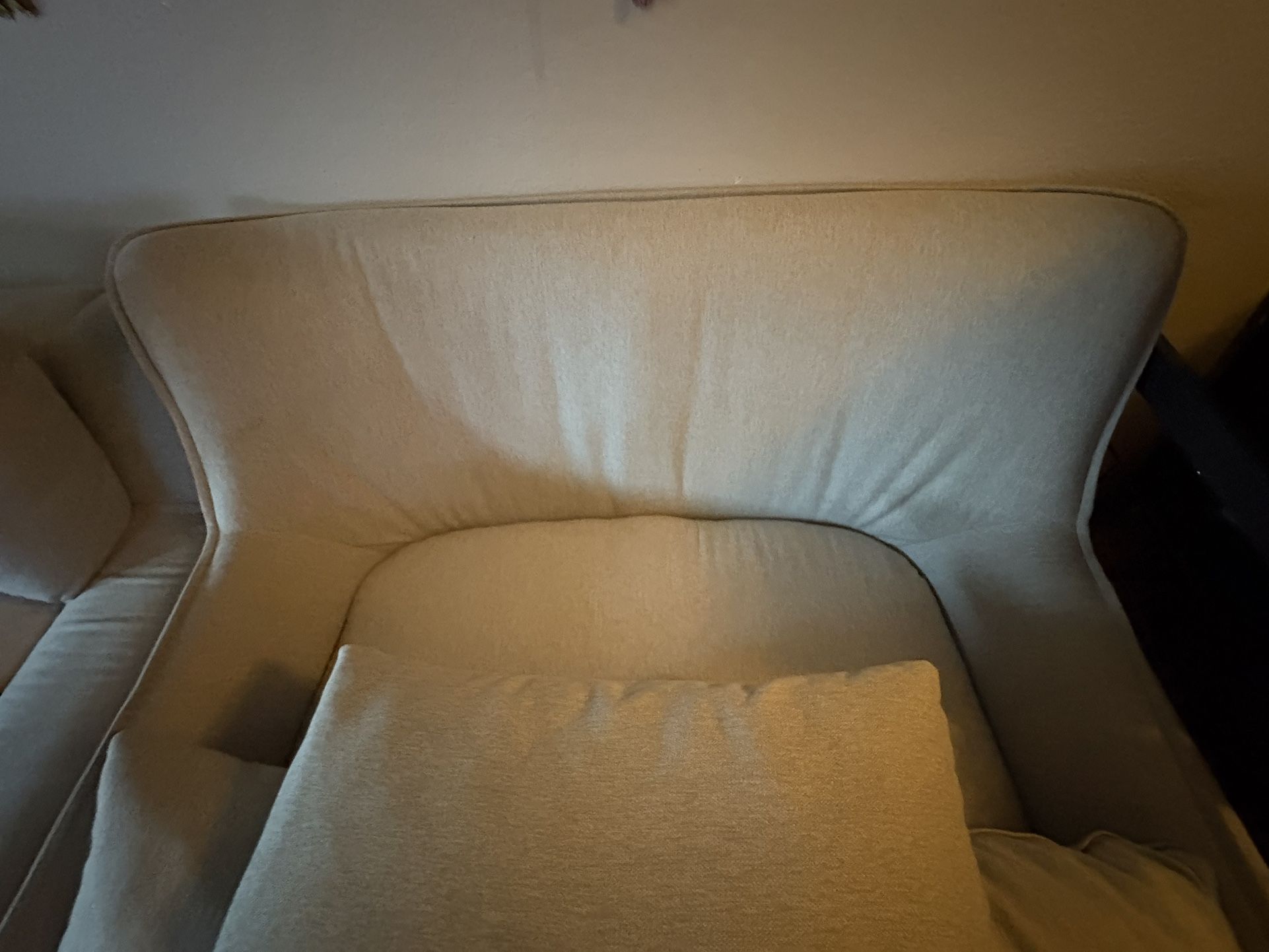 Swivel Cuddler Chair 