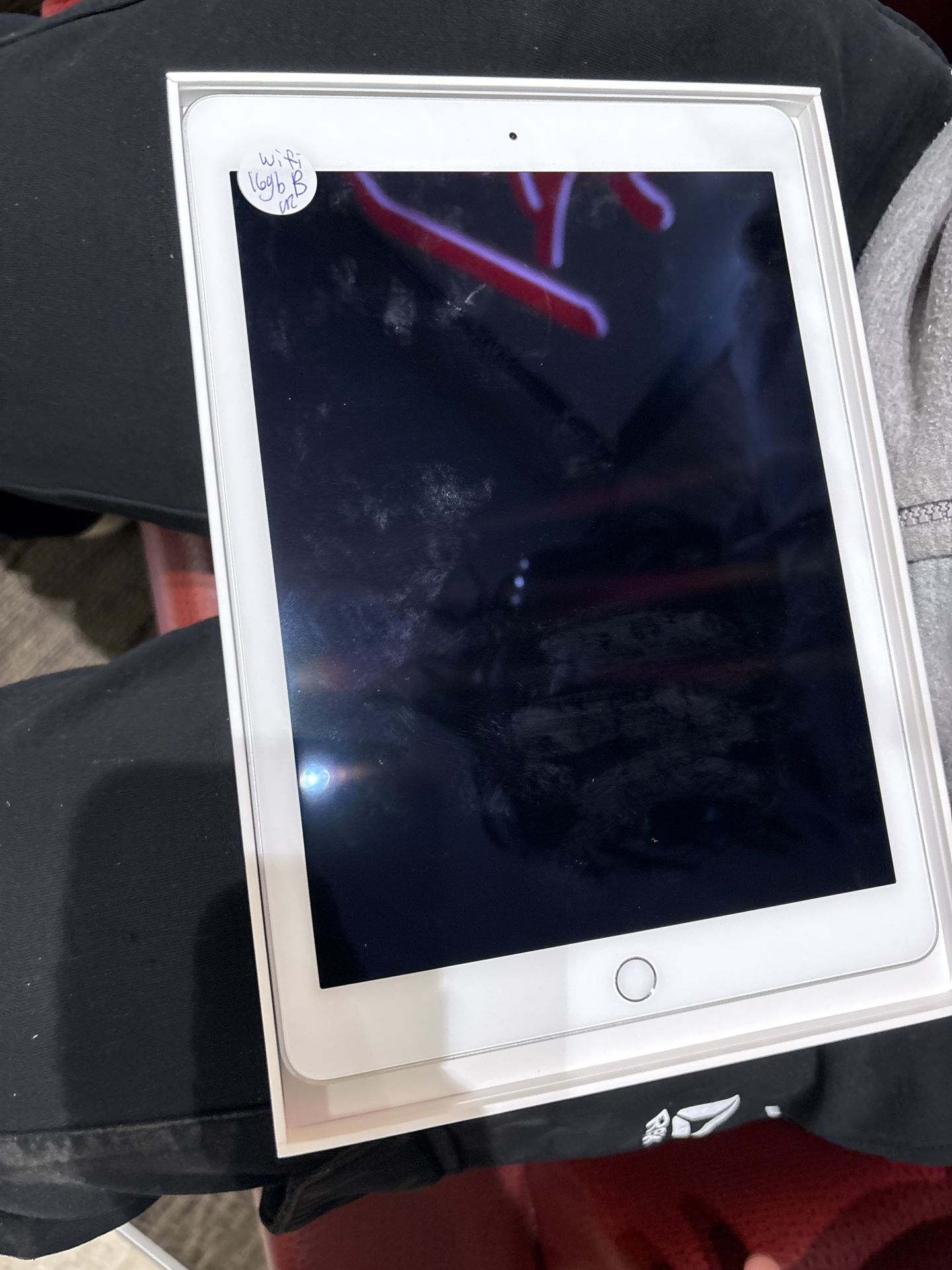 İPad Air 2nd Gen 9.7” Unlocked