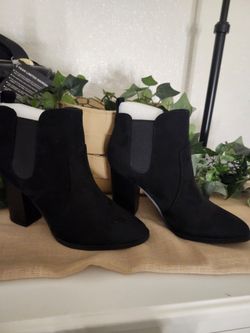 Black boots