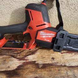 Milwaukee Chainsaw Fuel M18 Tool Only 