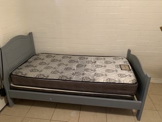 Twin Bed