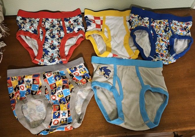 Boys Size 8 Used Sonic The Hedgehog Briefs 5pcs