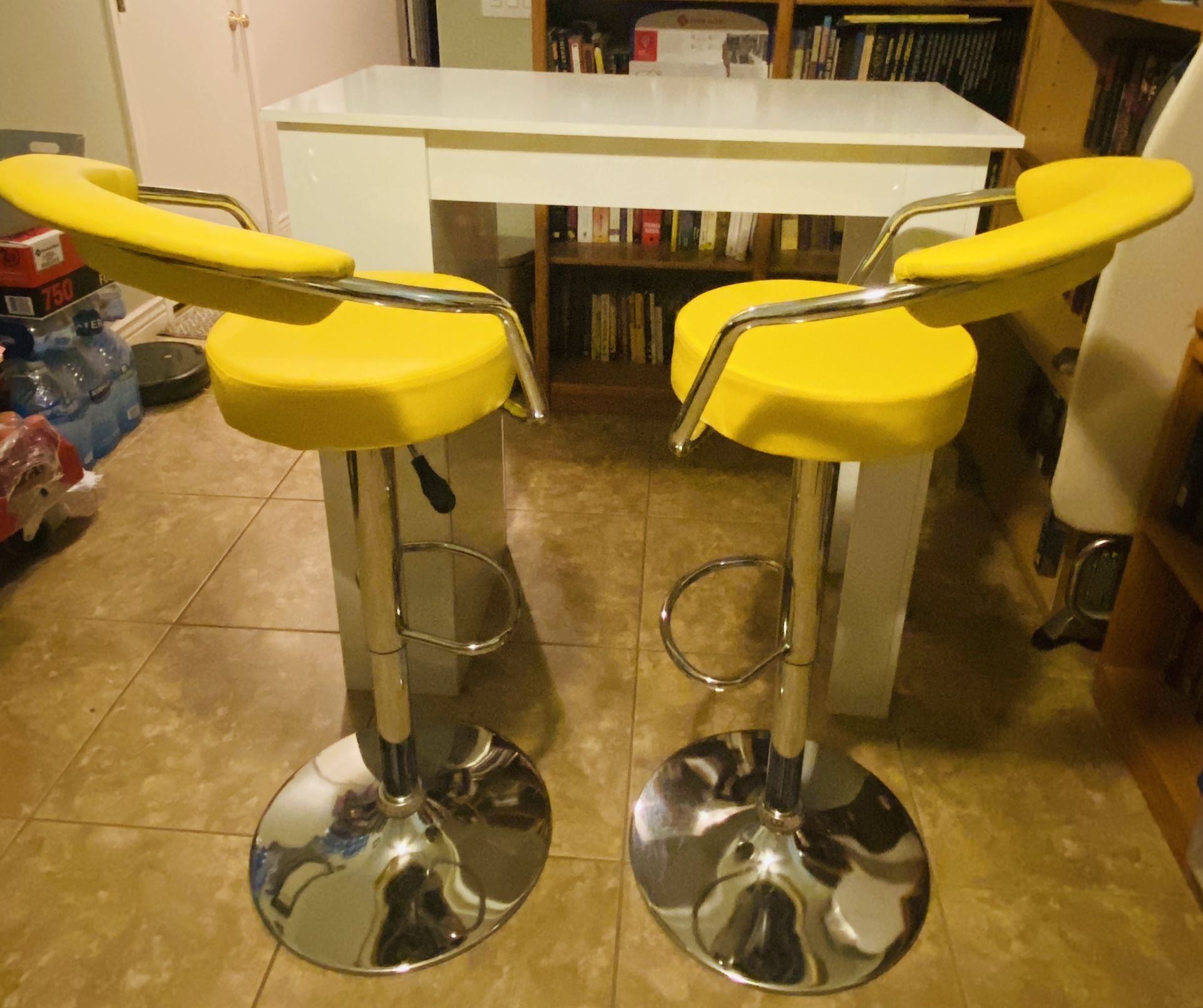 2 Bar Stools for Sale in Mesa, AZ OfferUp